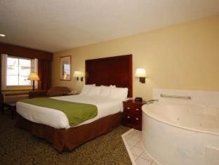 Surestay By Western Hotel 3*